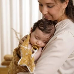 Little Dutch LD Swaddle 70x70cm 39 Little Dutch LD Swaddle 70x70cm -Baby Products Sale Store 0012366 little dutch swaddles 70 x 70 wild flowers ochre pure ochre wild flowers 2