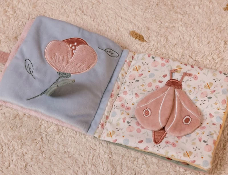 Little Dutch LD Activity Booklet Flowers & Butterflies 6 Little Dutch LD Activity Booklet Flowers & Butterflies - Image 4