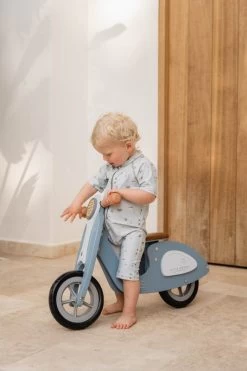 Little Dutch LD Swimsuit Sailors Bay62/68 35 Little Dutch LD Swimsuit Sailors Bay62/68 -Baby Products Sale Store 0018288 little dutch swimsuit sailors bay olive 98 104 sailors bay 2