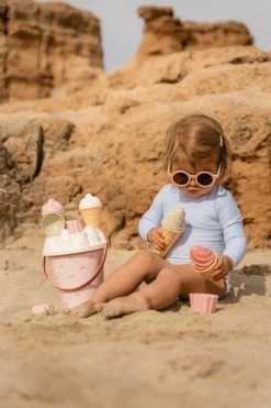 Little Dutch LD Long Sleeve Ruffle Swimsuit 74/80 23 Little Dutch LD Long Sleeve Ruffle Swimsuit 74/80 -Baby Products Sale Store 0018420 little dutch bathsuit long sleeves ruffles daisies blue 62 68 daisies 3 5ed281e9 6976 424c 9e5a 4b7c0533b170