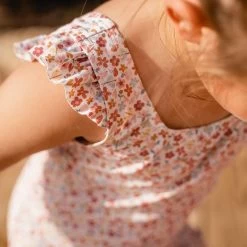 Little Dutch LD Ruffle Swimsuit86/92 29 Little Dutch LD Ruffle Swimsuit86/92 -Baby Products Sale Store 0018522 little dutch bathsuit ruffles summer flowers 62 68 summer flowers 1 0a1b743b b568 4b1c 9145 d9597bdfe51a