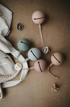 Mushie Pacifier Case -Baby Products Sale Store 77C65D84 9751 4208 BB05 045E871F5B01