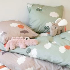 Done By Deer Bedlinen Happy Clouds 100x130xm -Baby Products Sale Store Bedlinen junior Happy clouds Green 3 LS 700x b63a7d34 5874 4e8a 987b 8bb9eb470ed0