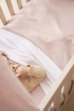 Blanket Mini Knots 100x150cm 13 Blanket Mini Knots 100x150cm -Baby Products Sale Store Meyco 1224 800x800 0c8b9488 7687 4cd6 afe6 7795a289e016