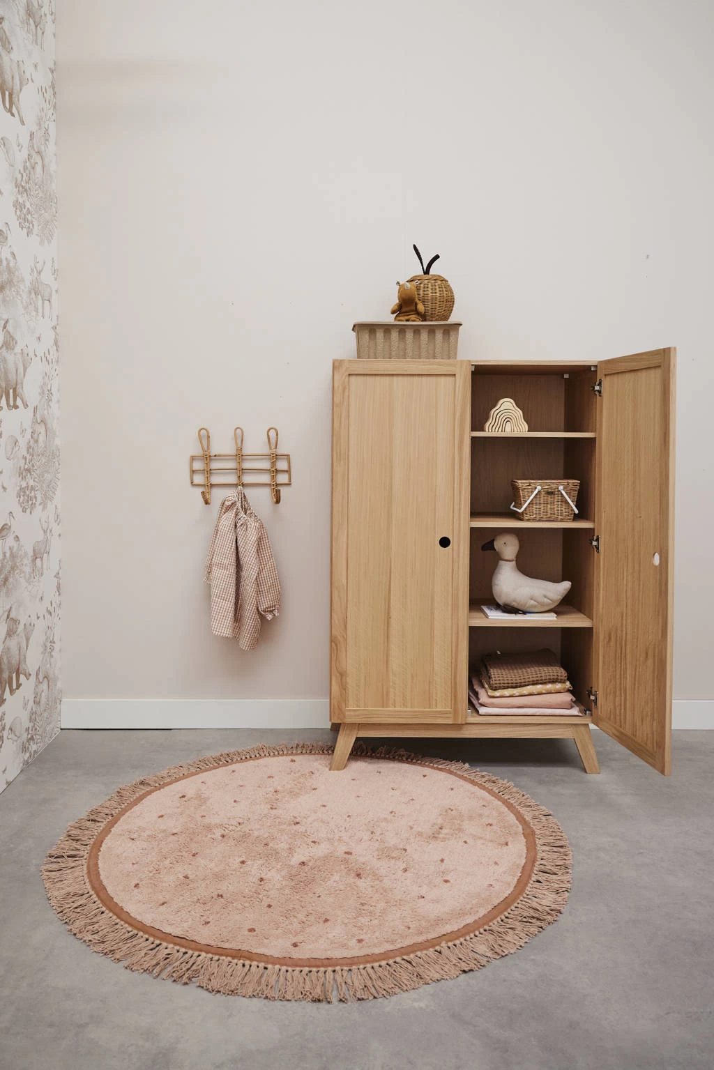 Rug Juul Dot Pink 130 X 130 Cm 5 Rug Juul Dot Pink 130 X 130 Cm - Image 3